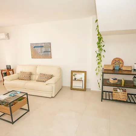 Emma's בית הארחה 3*